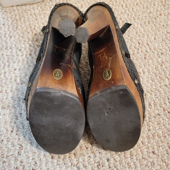 Frye Black Women's Dara Campus Stitch Sandals - Picture 2 of 6